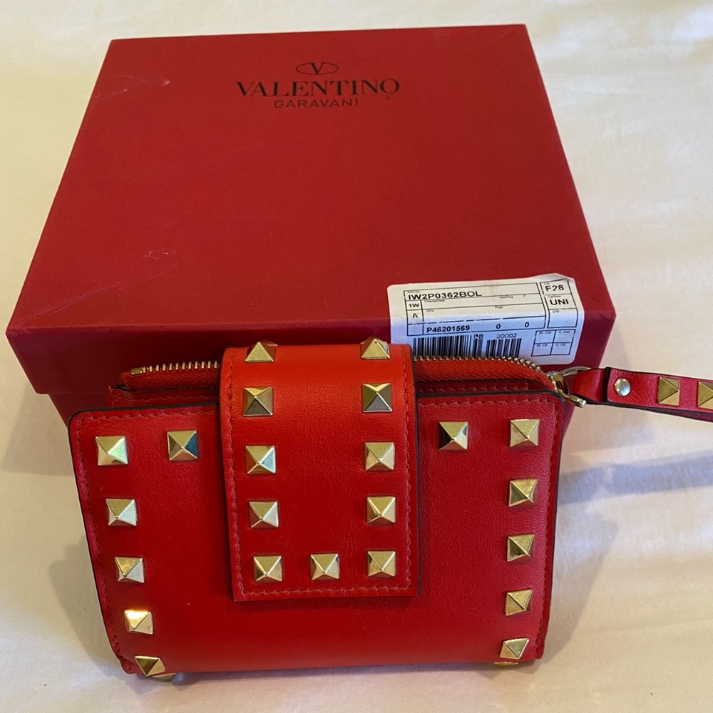 Valentino Garavani Red Rockstud Leather Wristlet